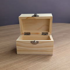 Stack of 5 Pine wooden boxes 12cmx7x7cm